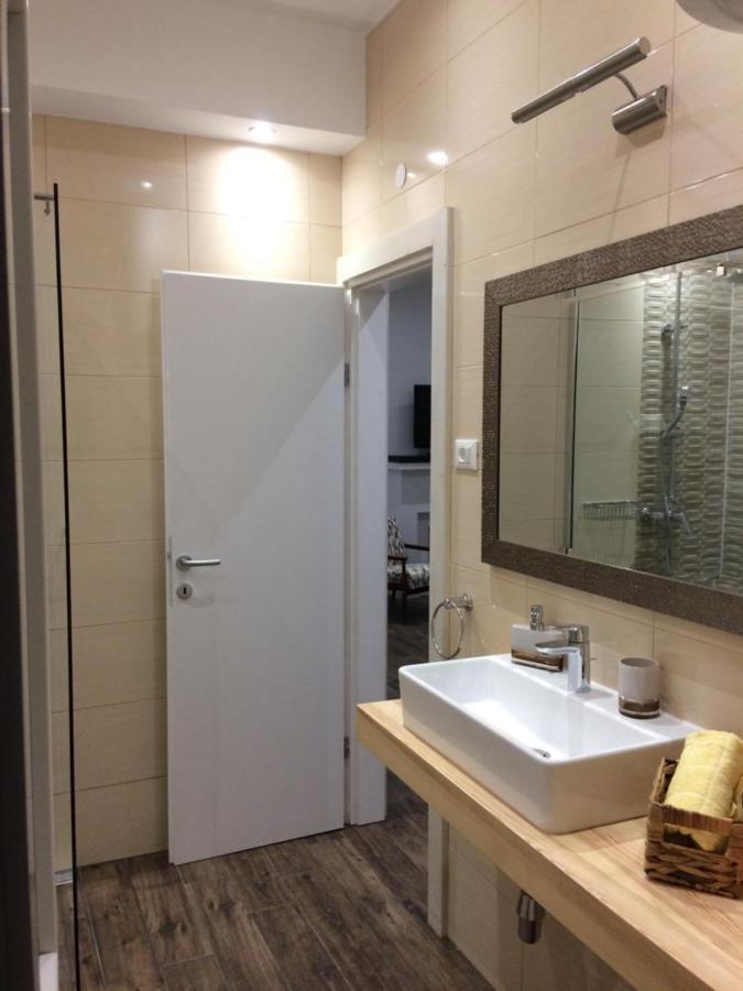 Z&D Apartment Pula Luaran gambar