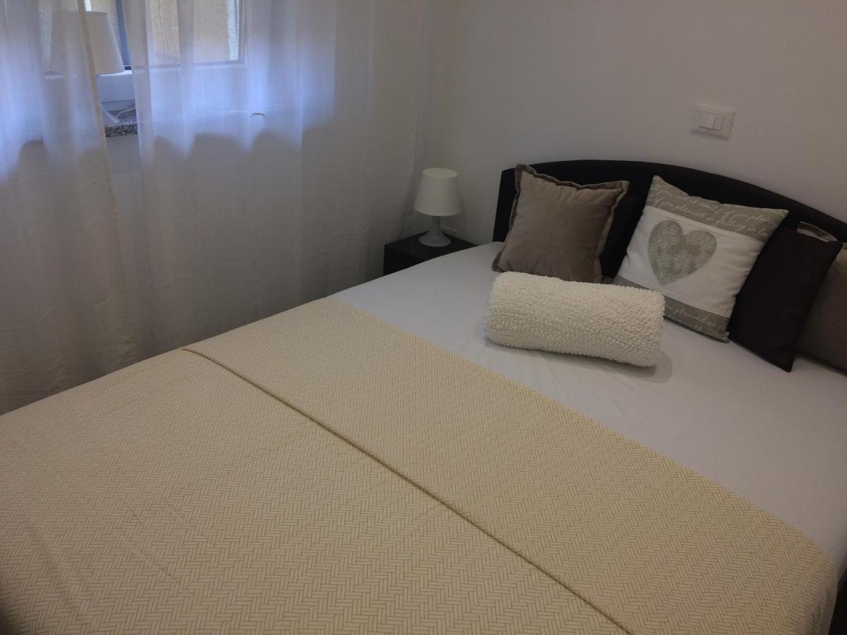 Z&D Apartment Pula Luaran gambar