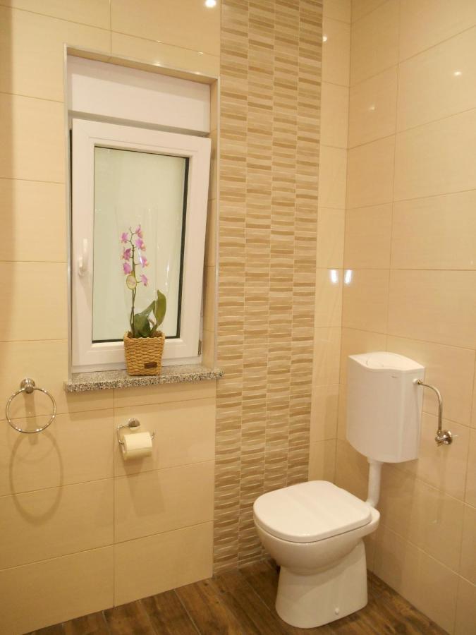 Z&D Apartment Pula Luaran gambar
